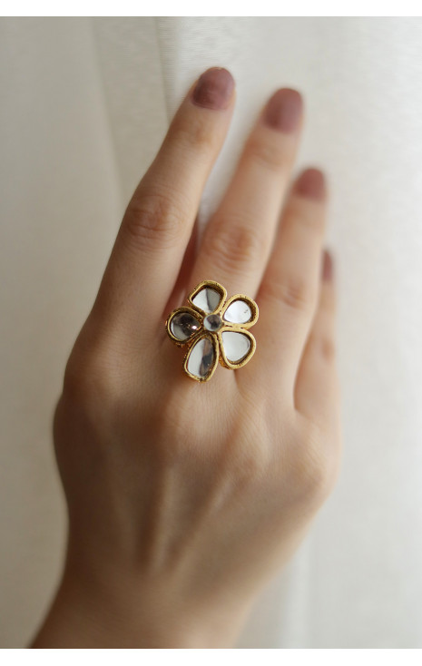 Shaista (Ring)